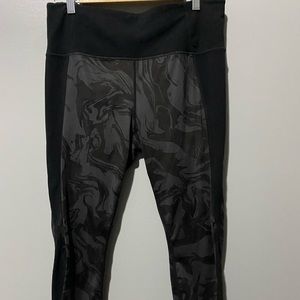 Athleta cropped leggings